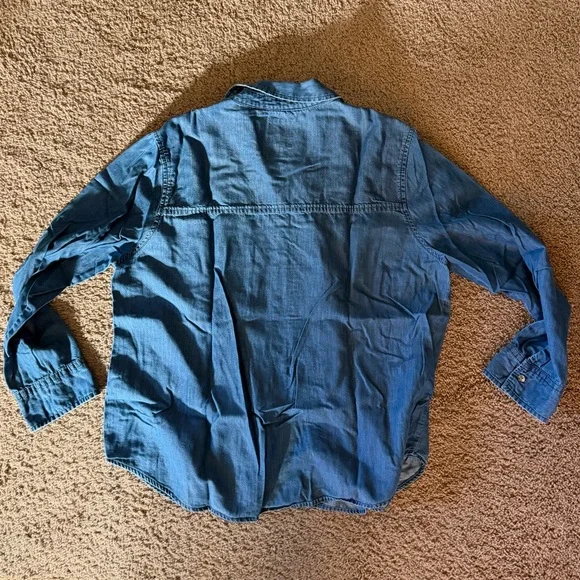 C&C California soft blue denim button down women’s shirt, XL - Picture 4 of 5